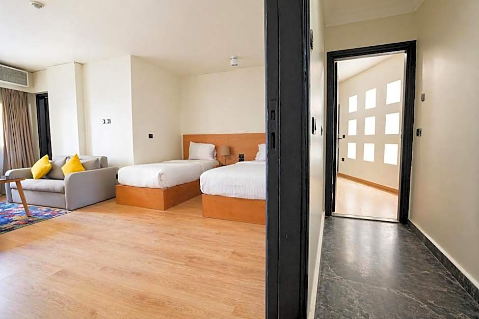 NewCity Hotel & Suites