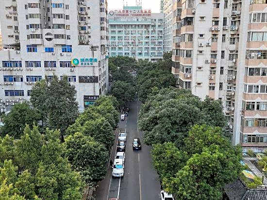 Xi'an Hotel (Guangzhou tinahe Tiyu West Road Subway Station Zhujiang New town)