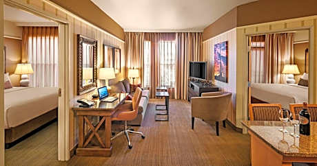 Two-Bedroom Suite with King and Two Queens and Roll-In Shower - Mobility/Hearing Accessible