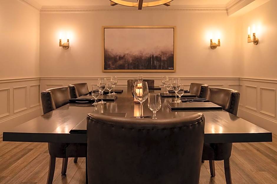 Crowne Plaza Fredericton Lord Beaverbrook By IHG