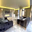 Le Luxe Suites Hotel