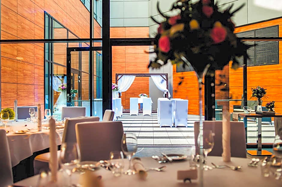 Warsaw Plaza Hotel