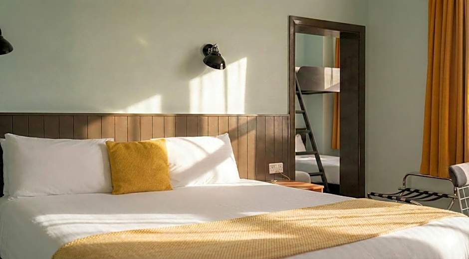 Marine Hotel Ballycastle