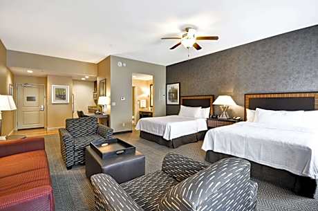 Queen Studio with Two Queen Beds - Non-Smoking