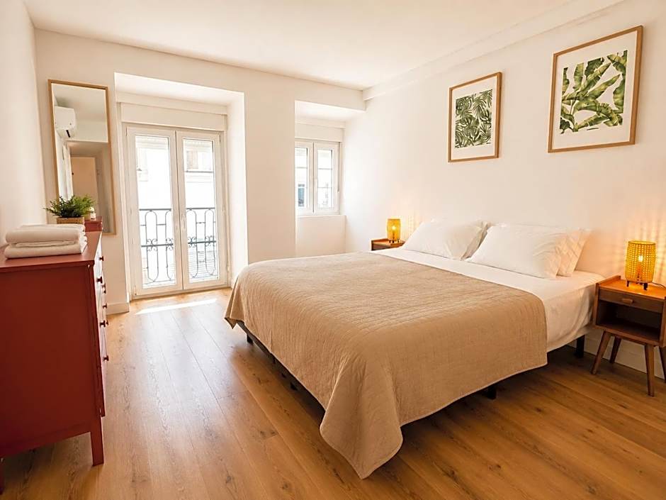 INT Lisbon Suites