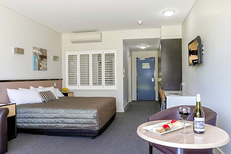 Macquarie 4 Star