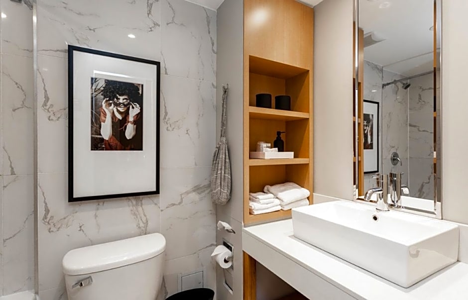 Bond Place Hotel Toronto – Toronto