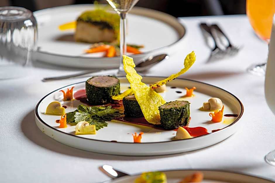 Escarpment Serengeti Luxury Camp