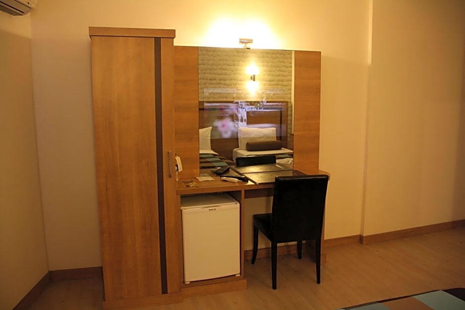 Susuzlu Seckin Hotel