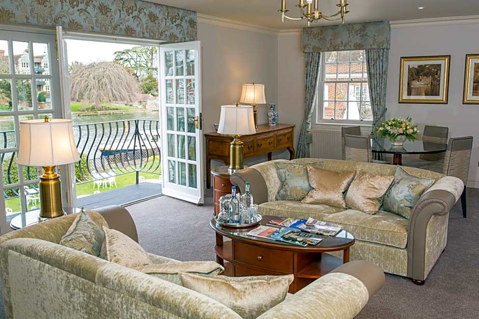 Macdonald Compleat Angler