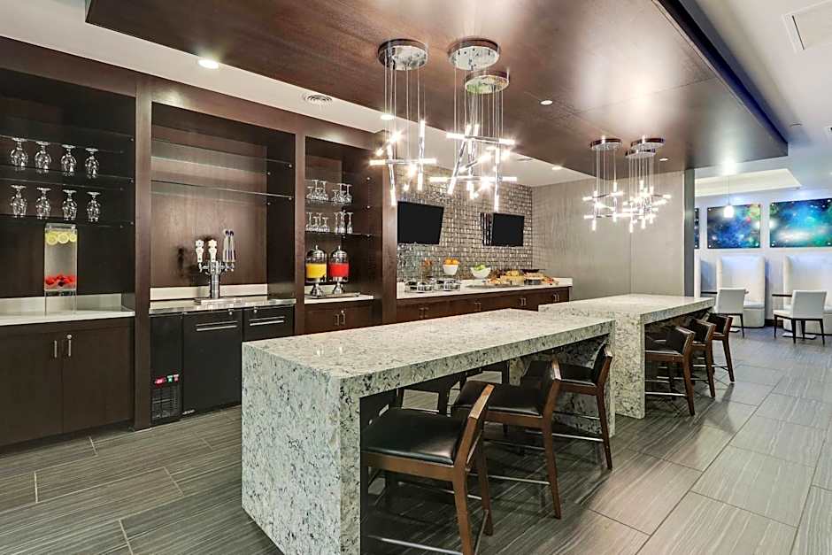 Huntsville Marriott at the Space & Rocket Center