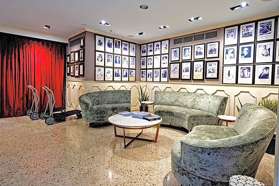 The Hollywood Franklin Hotel near Universal Studios