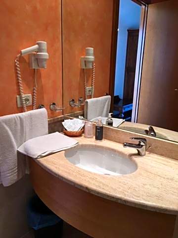 Belvedere Hotel & Villa