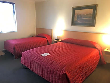 Deluxe Double or Twin Room with Spa Bath
