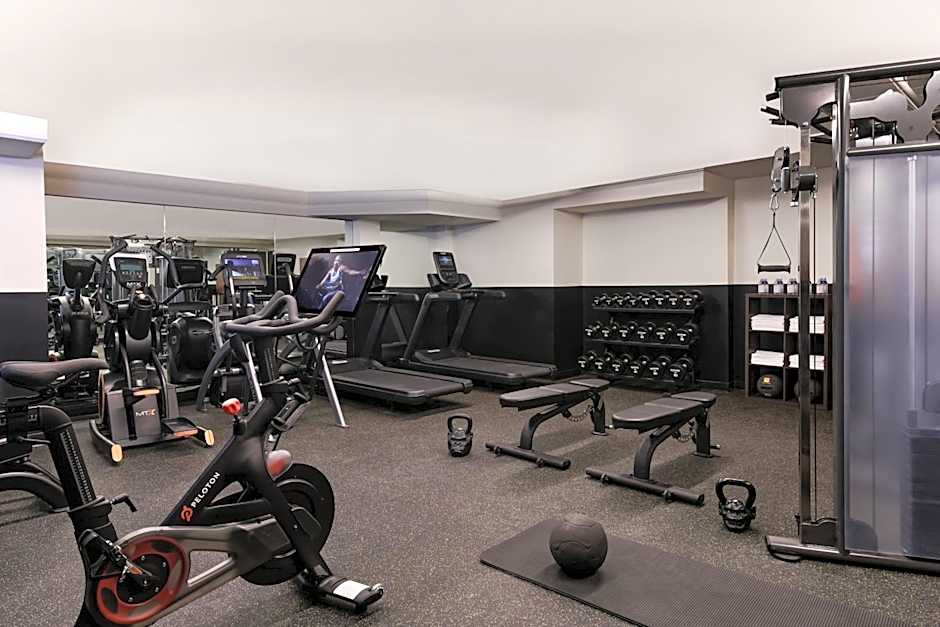 Hollywood Volume, a Tribute Portfolio Hotel