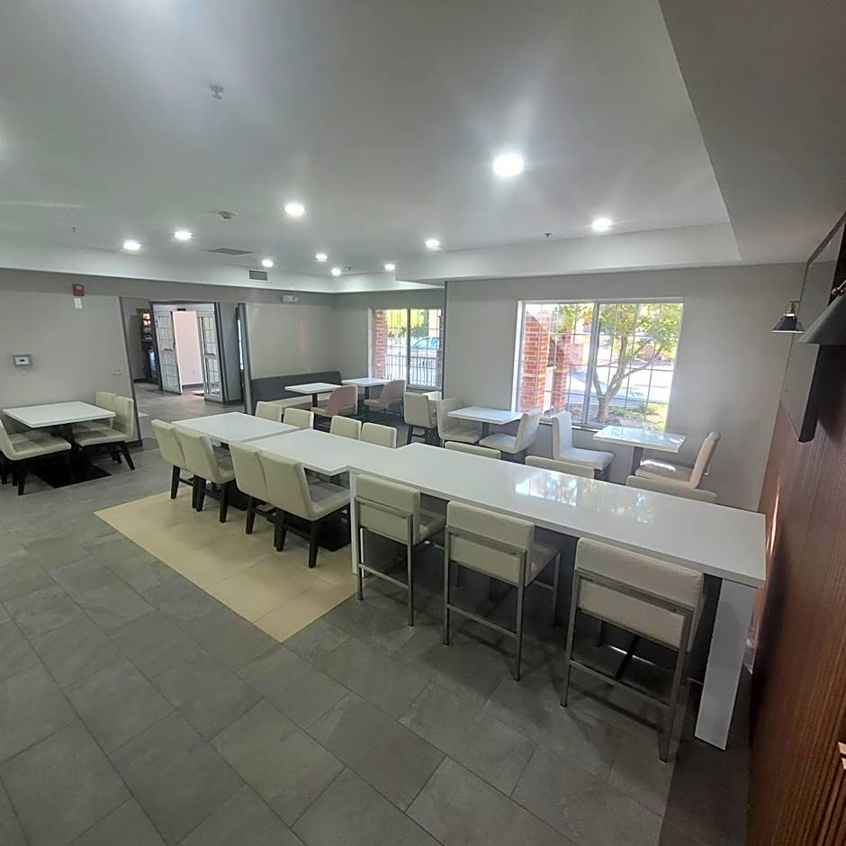 Wingate by Wyndham Mansfield OH