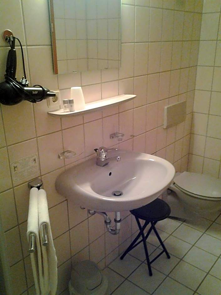 Altes Wirtshaus Fördergersdorf Bed & Breakfast