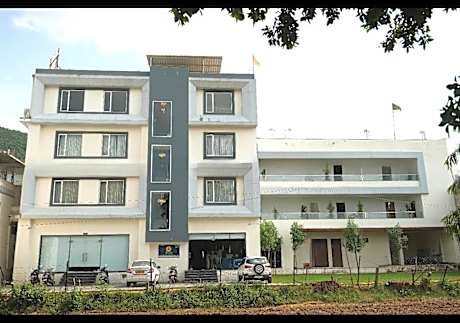 Hotel 777 Pushkar