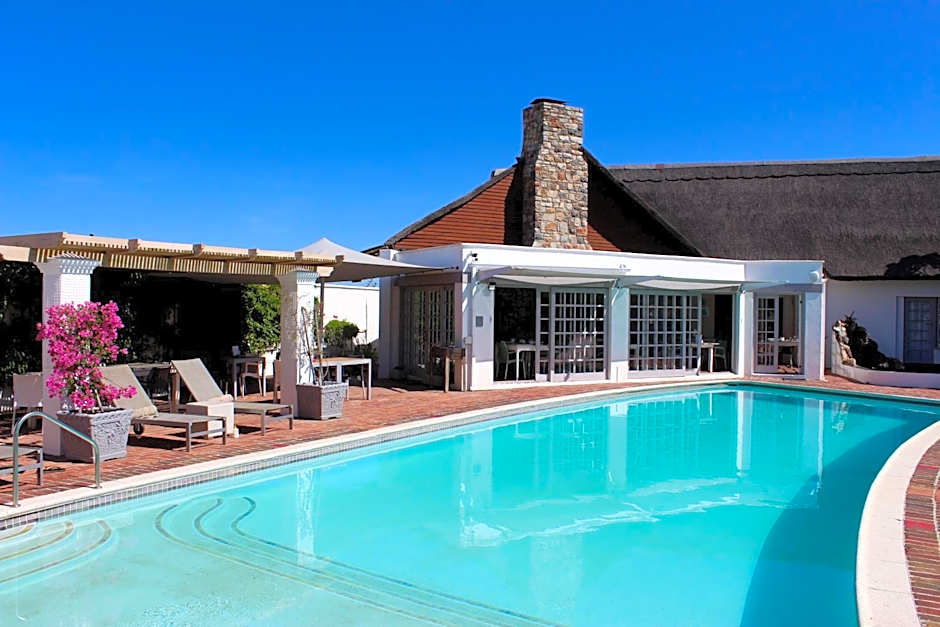 Whale Rock Luxury Lodge