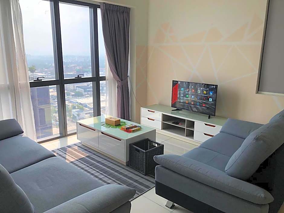 Icon City 8Pax SunwayPyramid & Lagoon CityView