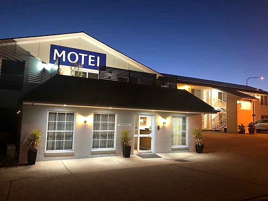 Best Western Coachman's Inn Motel