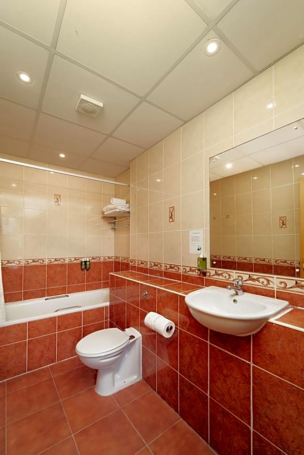 Ivy Bush Royal Hotel by Compass Hospitality