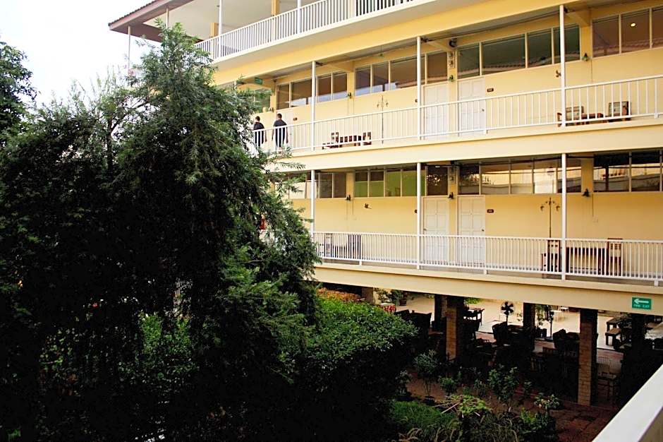 Feung Nakorn Balcony