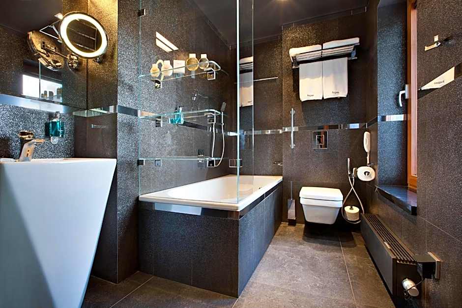 Bayjonn Boutique Hotel