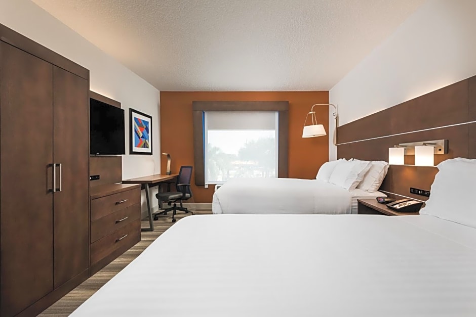 Holiday Inn Express Hotel & Suites Bartow