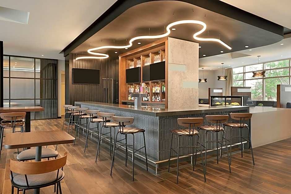 Residence Inn by Marriott Calgary Airport