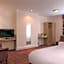 Belvilla Crewe Arms Hotel