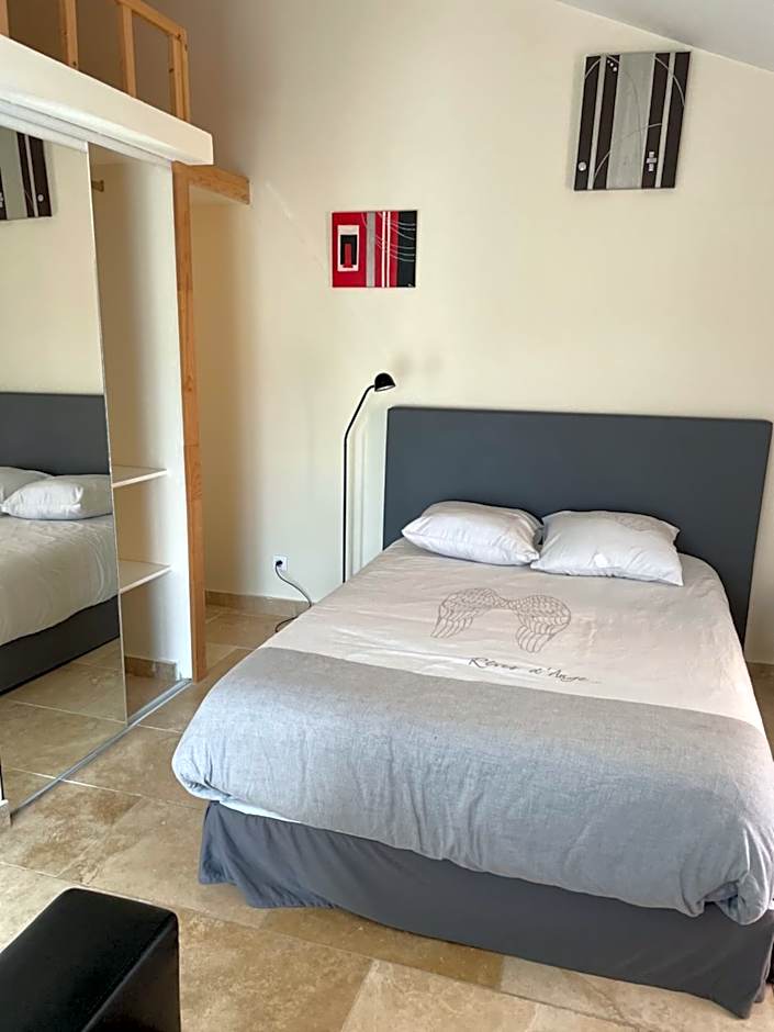 Hotel D'Albion