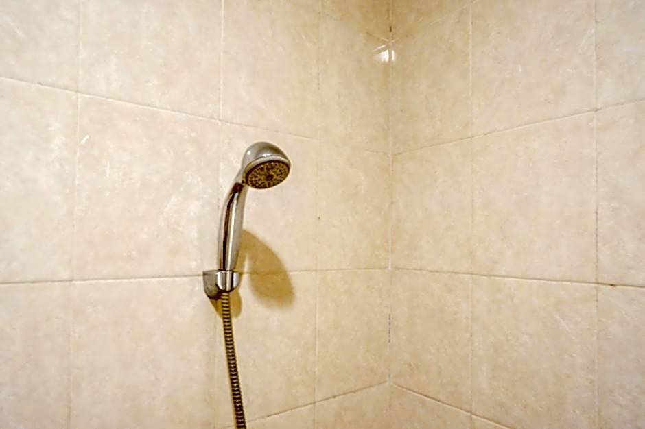 RedDoorz near Tugu Yogyakarta