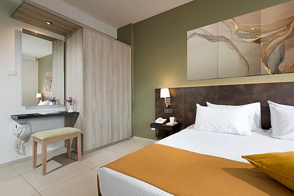 Mayfair Hotel formerly Smartline Paphos