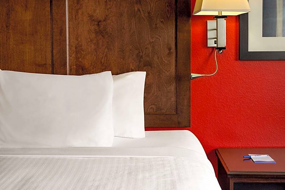 Baymont by Wyndham Cedar Rapids