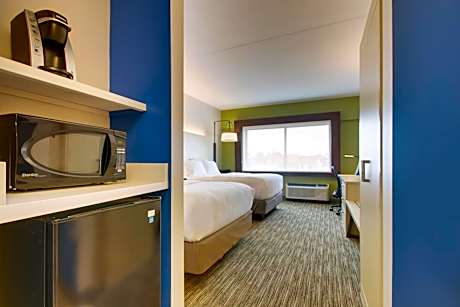 Standard Room with Two Queen Beds