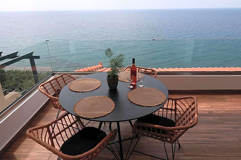 Paris-Irini Studios And Apartments