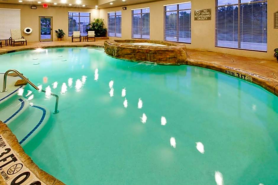 Holiday Inn Express Hotel & Suites Mansfield By IHG