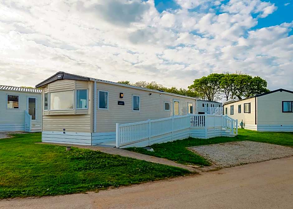 Meadow Lakes Holiday Park