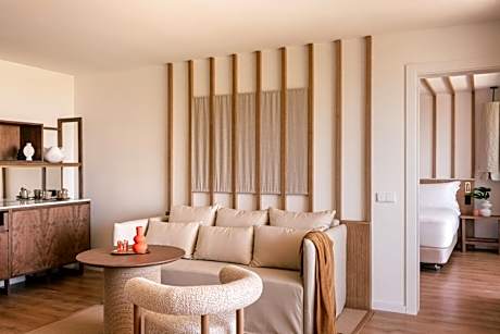 Ultimate ME + 2 Bedroom Suite