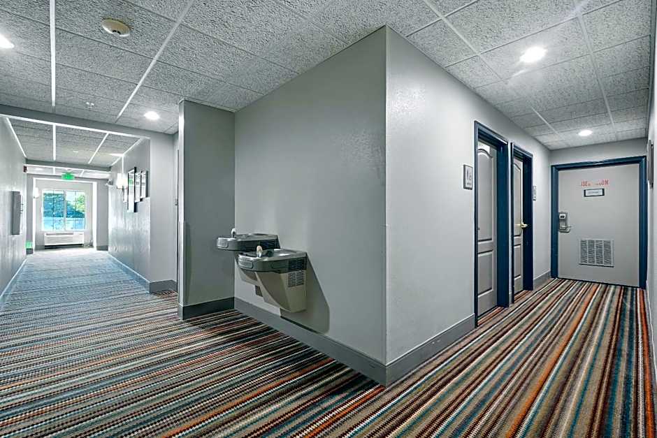 Country Inn & Suites by Radisson, Merrillville, IN