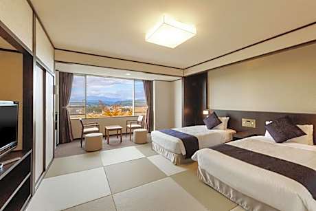 Superior Japanese-style Room with Twin Bed