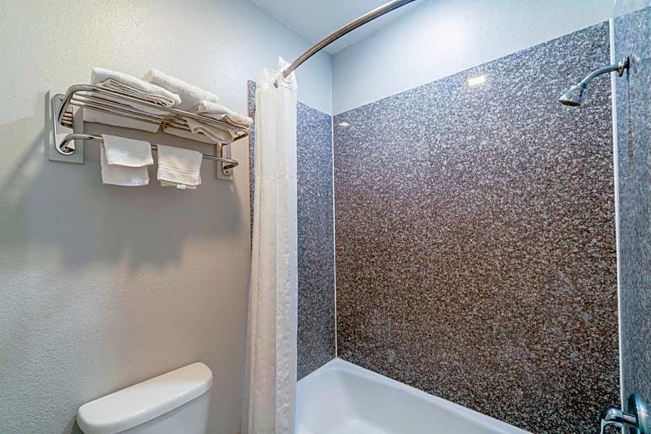 Atria Extended Stays By OYO Jourdanton