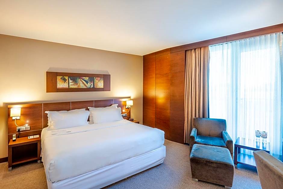 FLY INN BAKU