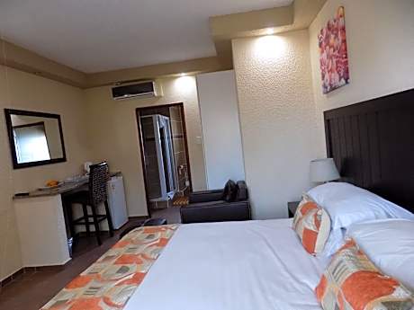 Margate Beach Lodge