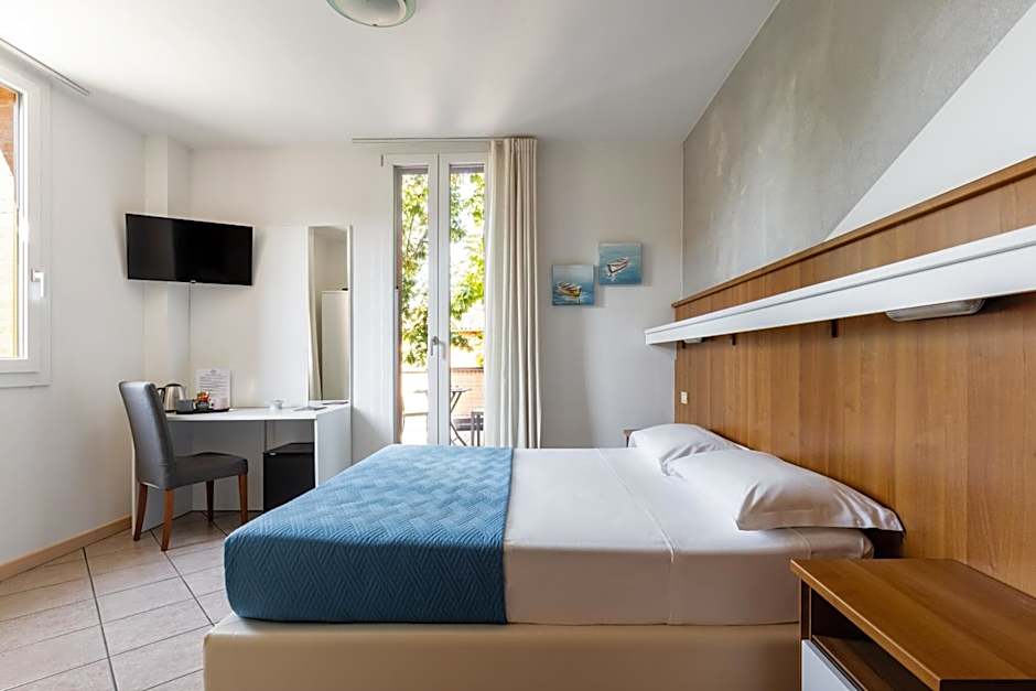 Hotel EMI