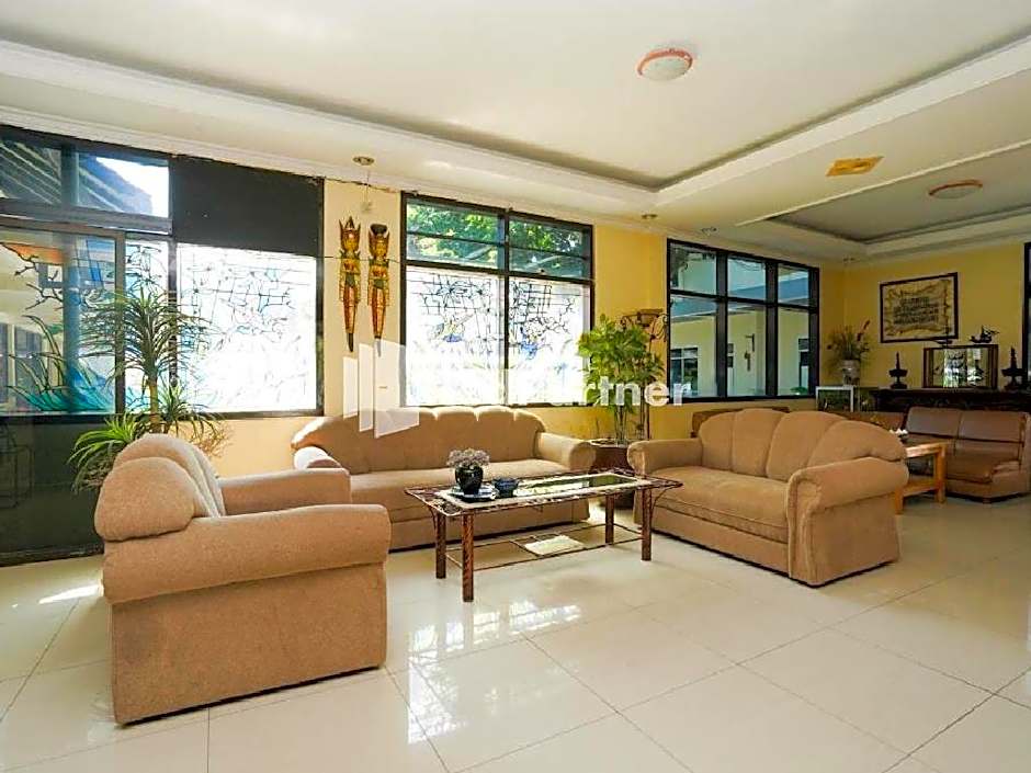 Hotel Suroyo RedPartner