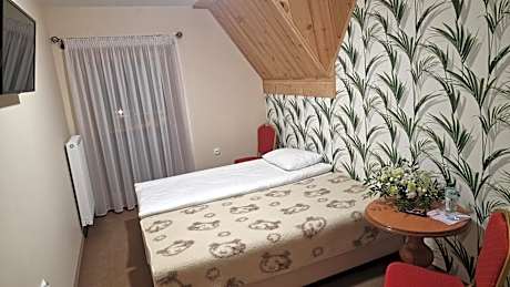 Deluxe Double Room with Shower