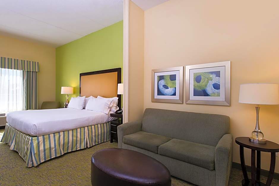 Holiday Inn Express and Suites Dickson City By IHG