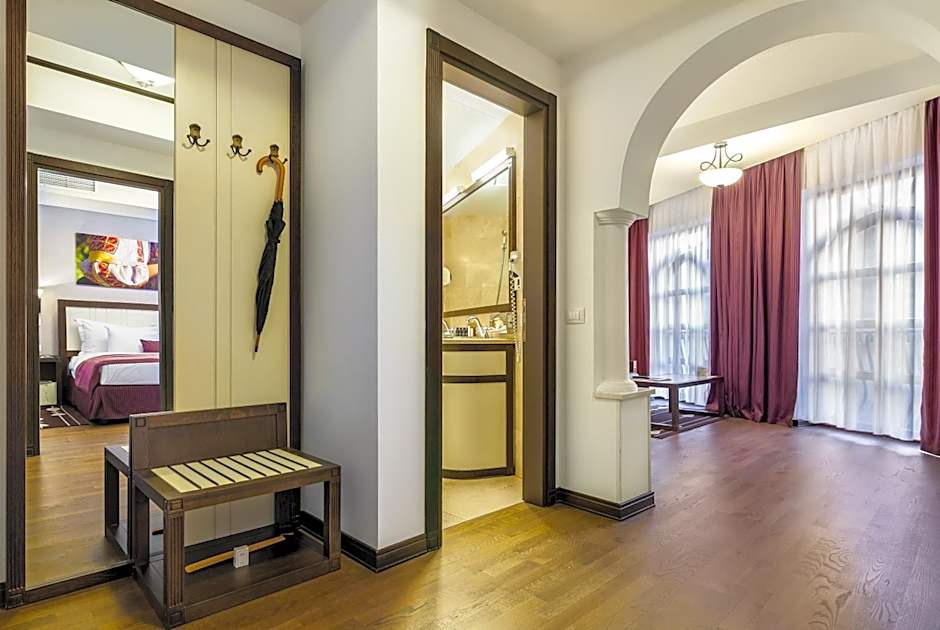 Epoque Hotel - Relais & Chateaux